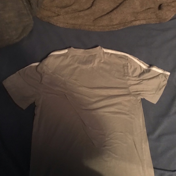 Adidas tee - Picture 2 of 2